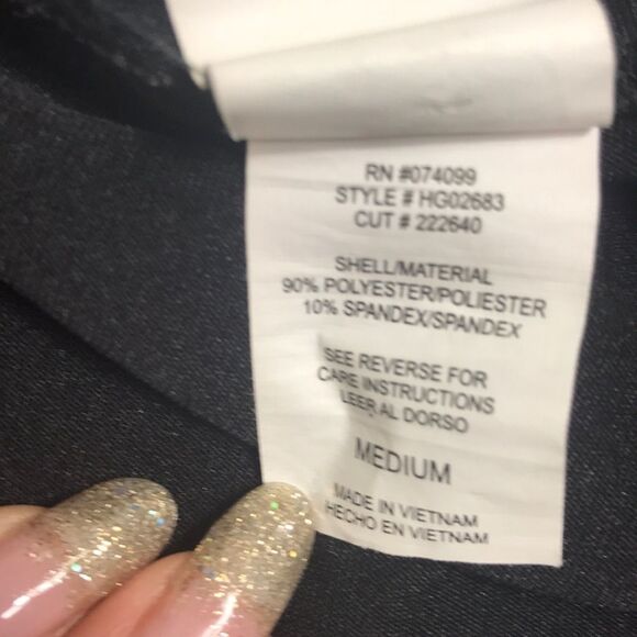 Hawaiian Floral Two Piece Bathing Suit. - Picture 8 of 8